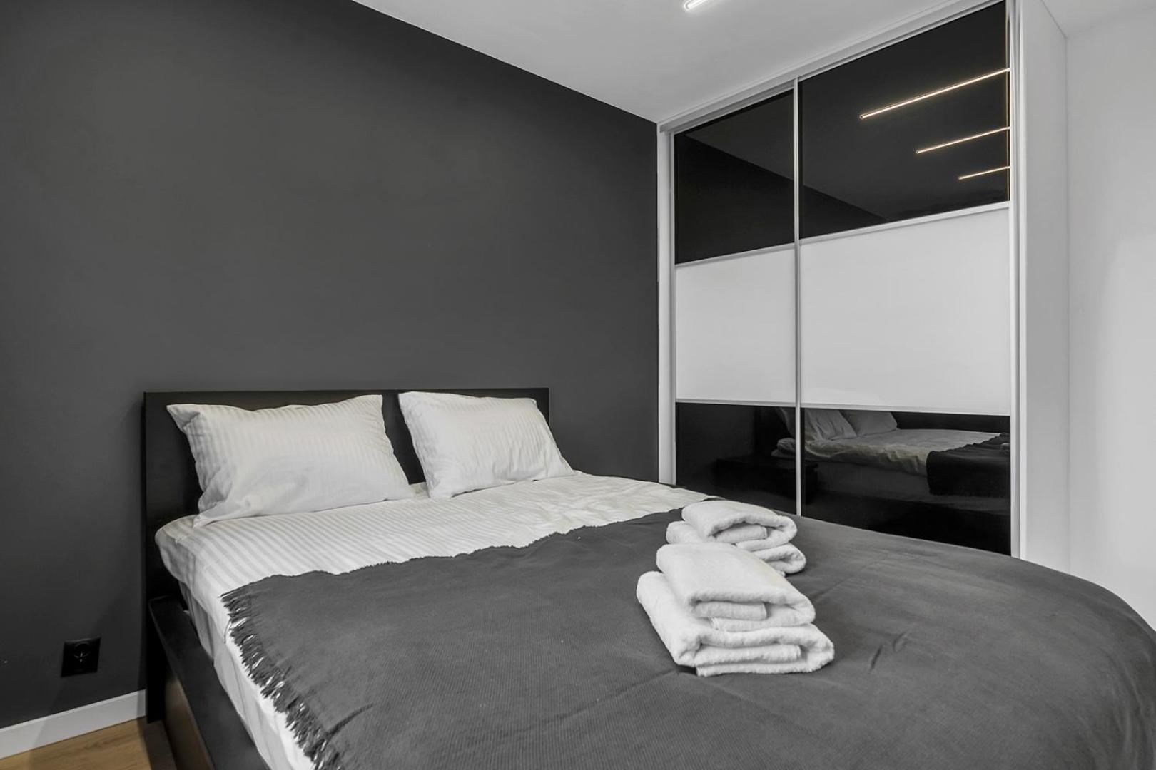 12Th Floor Wola Modern Apartment Warsaw Exterior photo